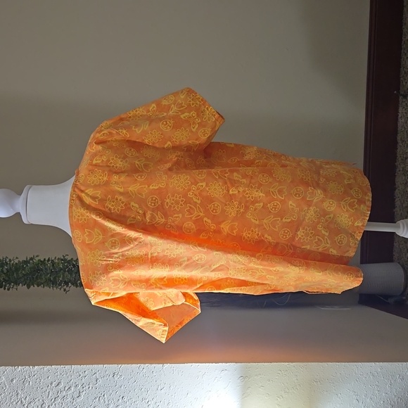 Scrub top - Picture 5 of 9